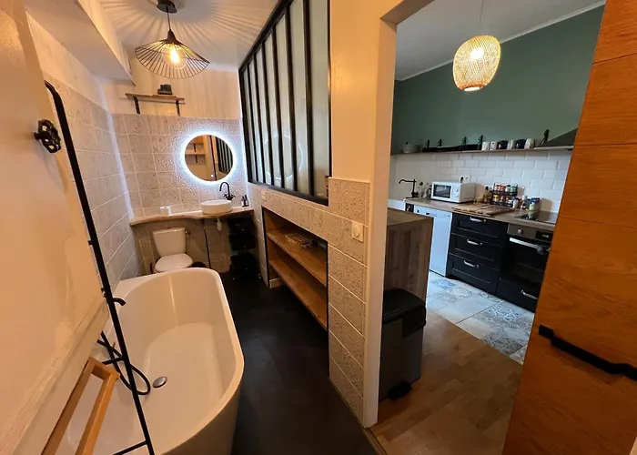 Le Loves Me * Breszt